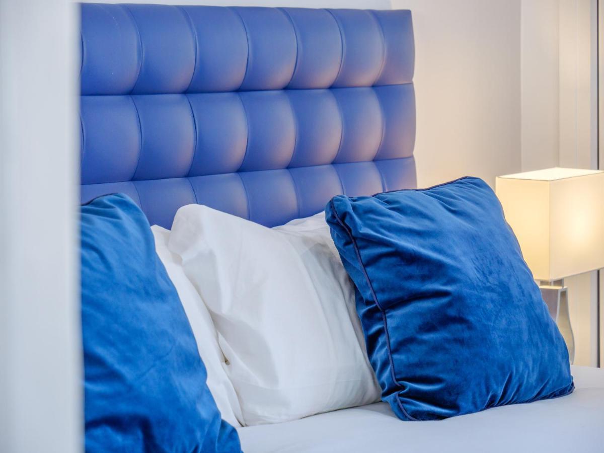 בנאלמדנה Honeymoon Apartments מראה חיצוני תמונה