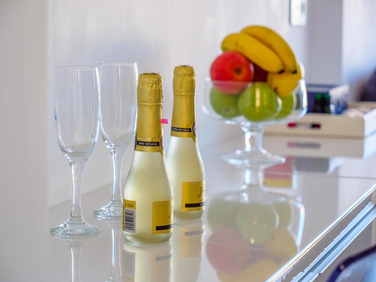 בנאלמדנה Honeymoon Apartments מראה חיצוני תמונה