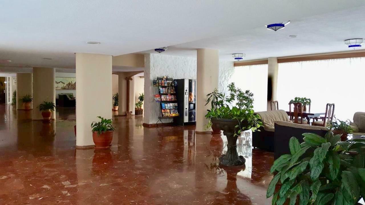 בנאלמדנה Honeymoon Apartments מראה חיצוני תמונה