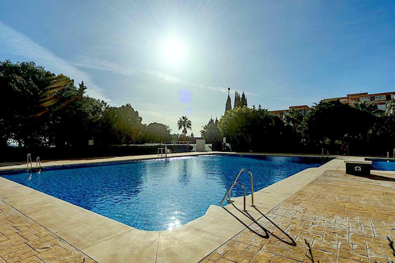 בנאלמדנה Honeymoon Apartments מראה חיצוני תמונה